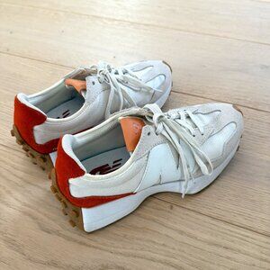 NEW BALANCE 327 Sea Salt and Rust Oxide (Orange) SIZE 7 (7.5) Very Gently Worn